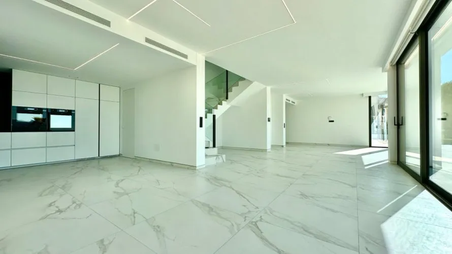5 bedrooms villa for sale , Zona Altea Hills, Spain No. 557 № 18