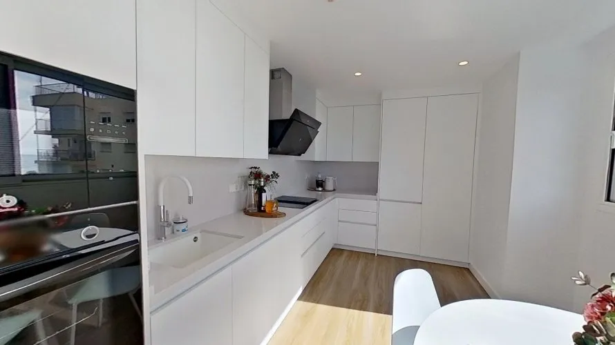 2 bedrooms apartment for sale , Benidorm, Spain No. 623 № 4