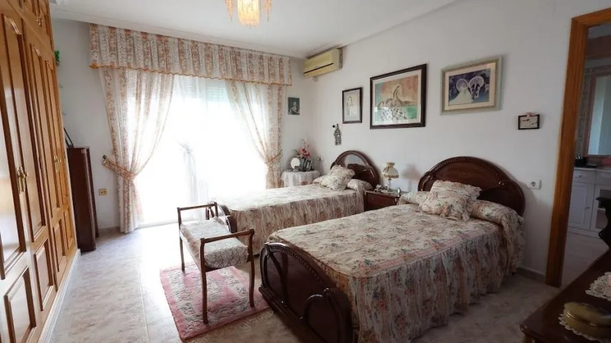 5 bedrooms apartment for sale, Alicante, Spain No. 1206 № 19