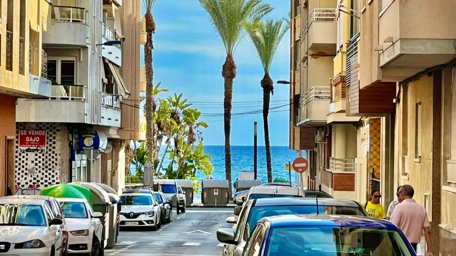 3 bedrooms apartment for sale, Torrevieja, Spain No. 593 № 28