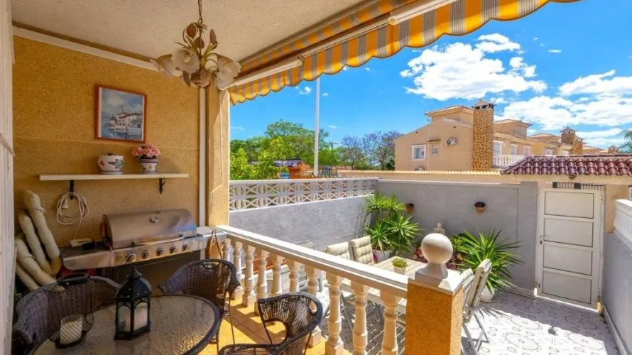 2 bedrooms house for sale , Torrevieja, Spain No. 1358 № 3