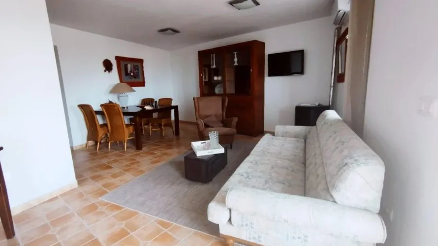 8 bedrooms villa for sale , Maryvilla, Spain No. 806 № 20