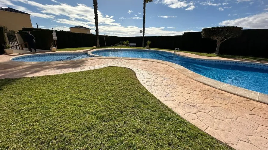 3 bedrooms house for sale , La Florida, Spain No. 622