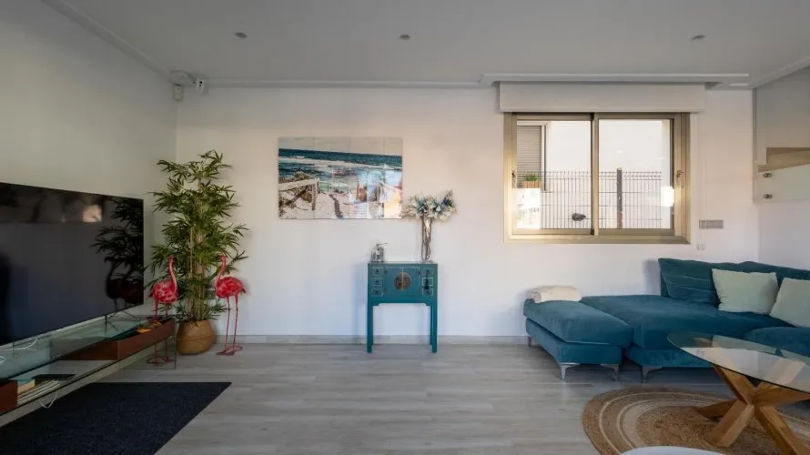 4 bedrooms apartment for sale, La Florida, Spain No. 1267