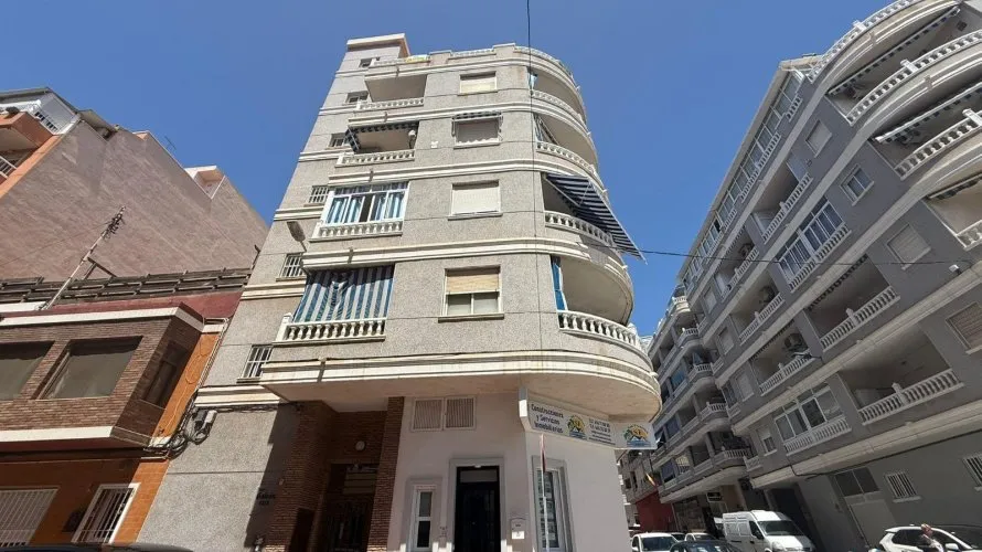 2 bedrooms penthouse for sale , Torrevieja, Spain No. 1351 № 22