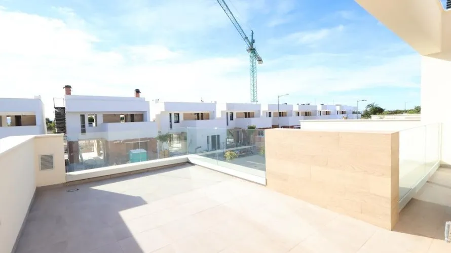 3 bedrooms apartment for sale, Los Alcazares, Spain No. 1034 № 16