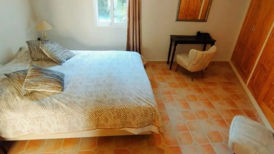 8 bedrooms villa for sale , Maryvilla, Spain No. 806 № 14