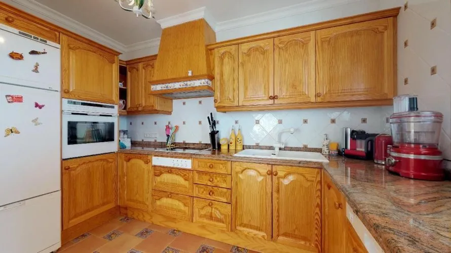 7 bedrooms villa for sale, Maryvilla, Spain No. 795 № 6