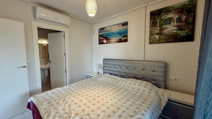 3 bedrooms apartment for sale, Torrevieja, Spain No. 602 № 8