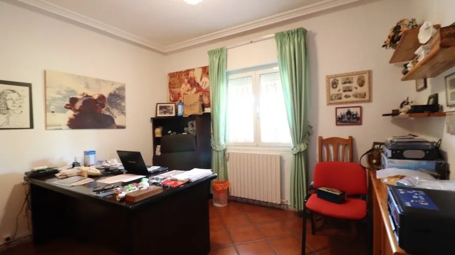 5 bedrooms apartment for sale, El Chaparral, Spain No. 958 № 12