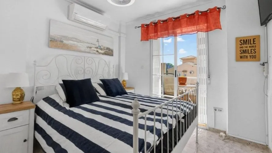2 bedrooms house for sale , Torrevieja, Spain No. 1358 № 15
