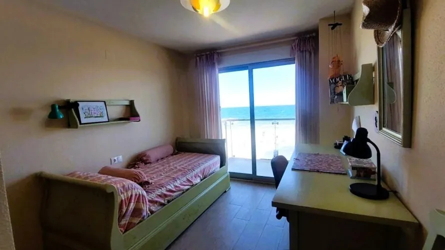 4 bedrooms apartment for sale, Torrevieja, Spain No. 957 № 17
