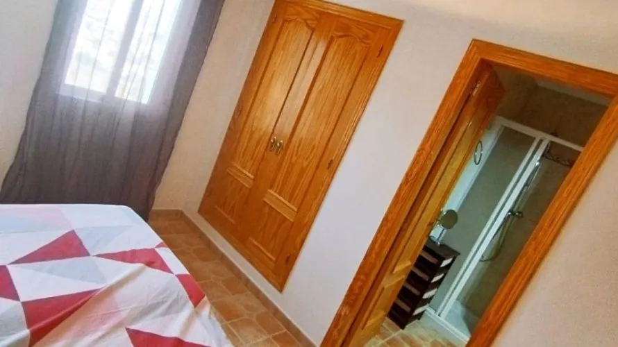 8 bedrooms villa for sale , Maryvilla, Spain No. 806 № 25