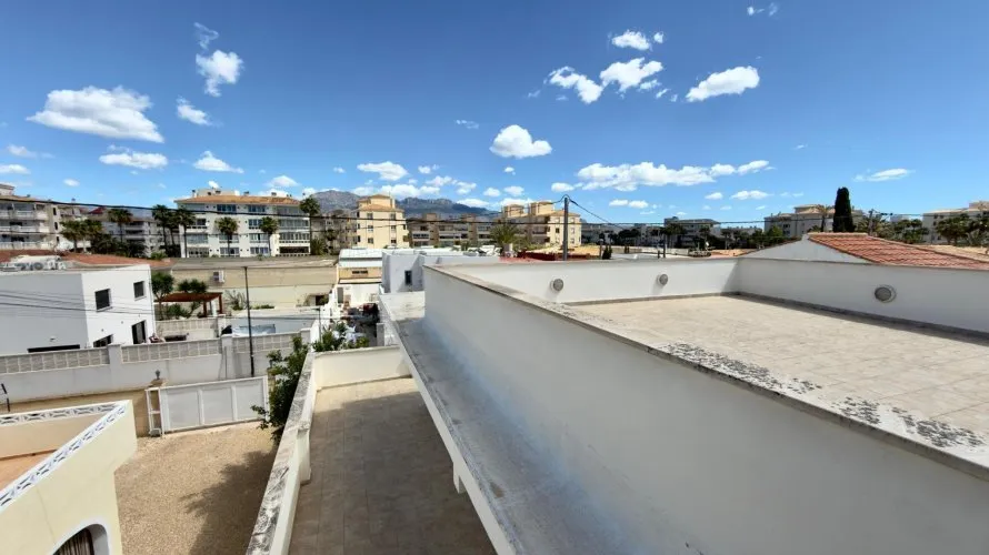 4 bedrooms house for sale, Albir, Spain No. 1369 № 21