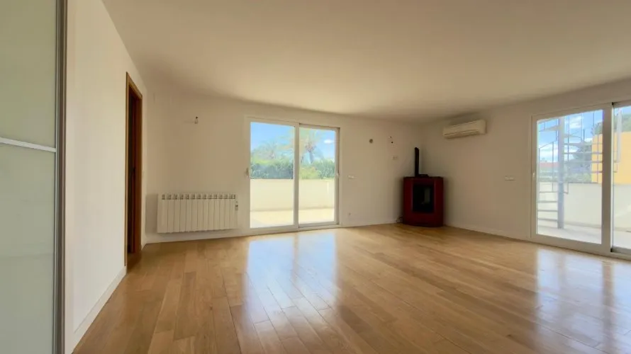 4 bedrooms house for sale, Albir, Spain No. 1369