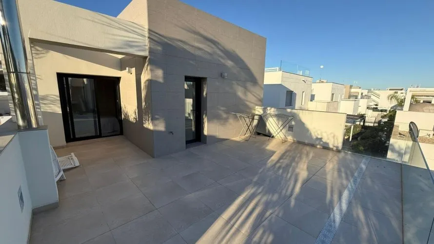 3 bedrooms villa for sale, Ciudad Quesada, Spain No. 1190 № 9