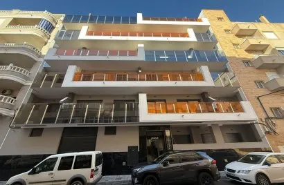 2 bedrooms apartment for sale, Torrevieja, Spain No. 615
