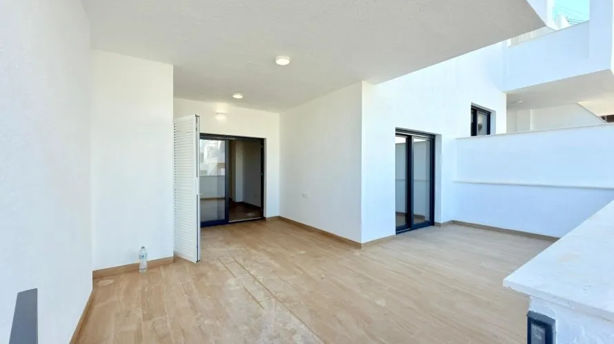 2 bedrooms apartment for sale , Finestrat, Spain No. 572 № 16