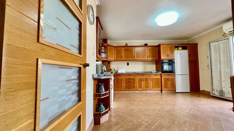 3 bedrooms apartment for sale, Torrevieja, Spain No. 593 № 2