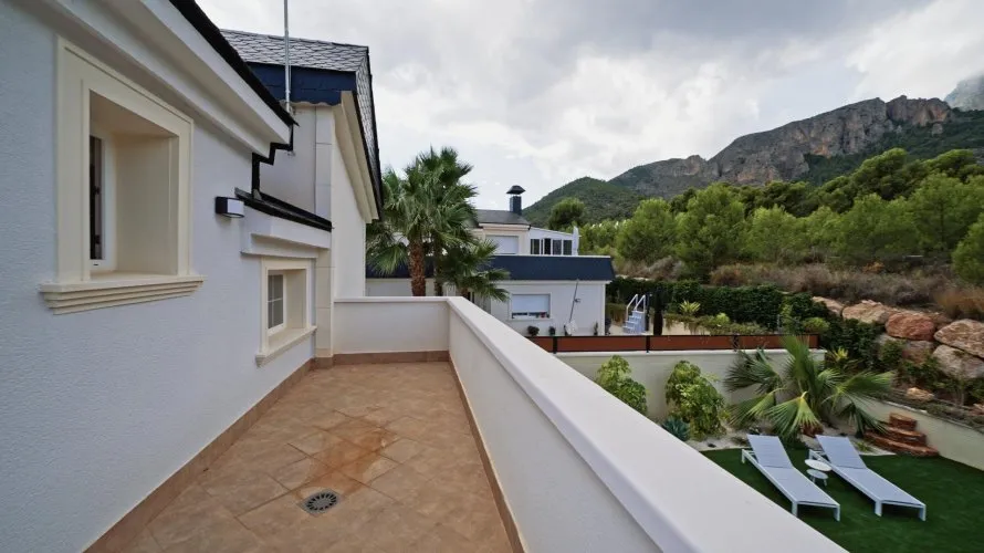 3 bedrooms villa for sale, Polop, Spain No. 877 № 9