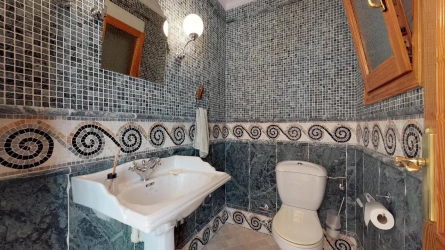7 bedrooms villa for sale, Maryvilla, Spain No. 795 № 27