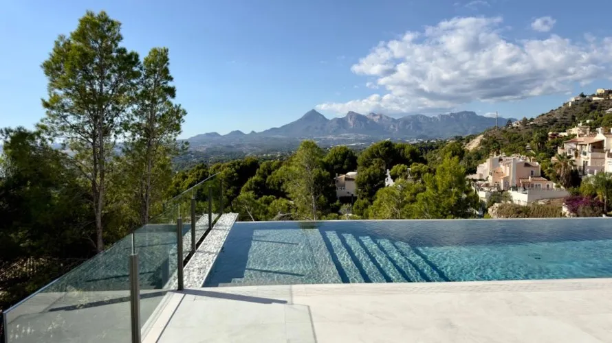 5 bedrooms villa for sale , Zona Altea Hills, Spain No. 557 № 25