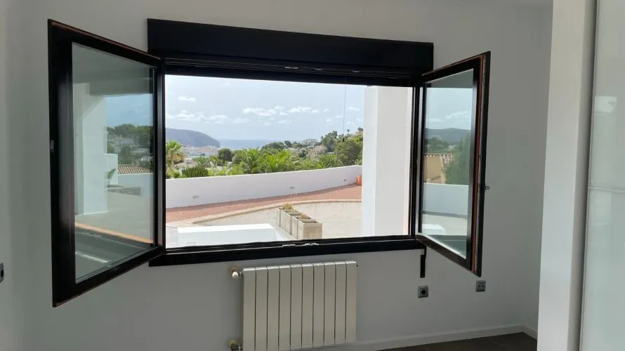 4 bedrooms villa for sale, Moraira, Spain No. 1112 № 24
