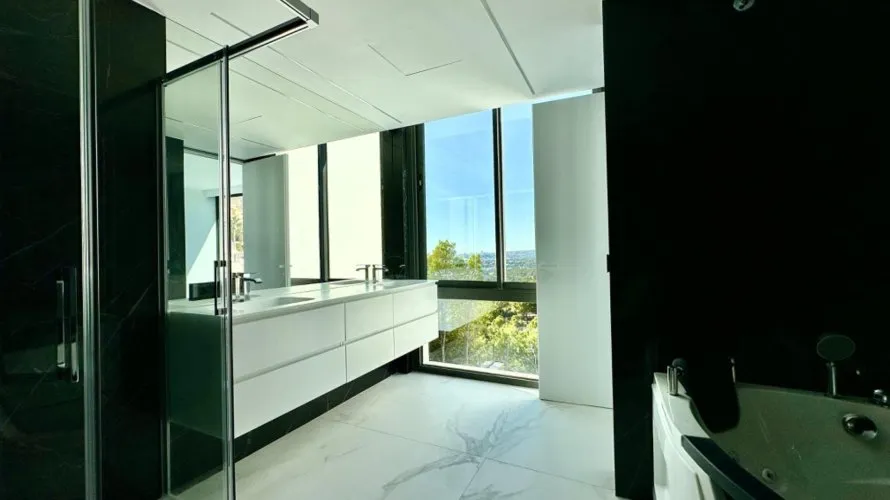 5 bedrooms villa for sale , Zona Altea Hills, Spain No. 557 № 2