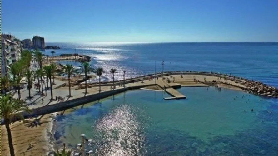 3 bedrooms villa for sale, Torrevieja, Spain No. 805 № 12