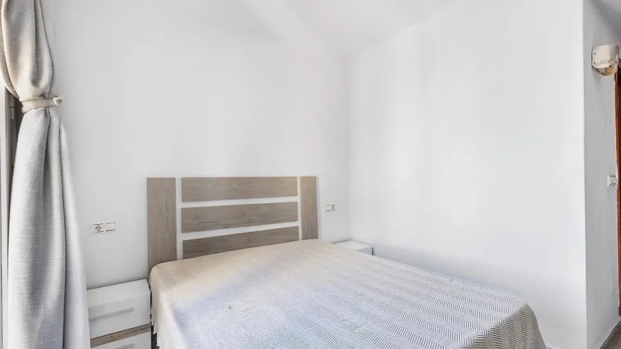 2 bedrooms apartment for sale , Torrevieja, Spain No. 1301 № 16