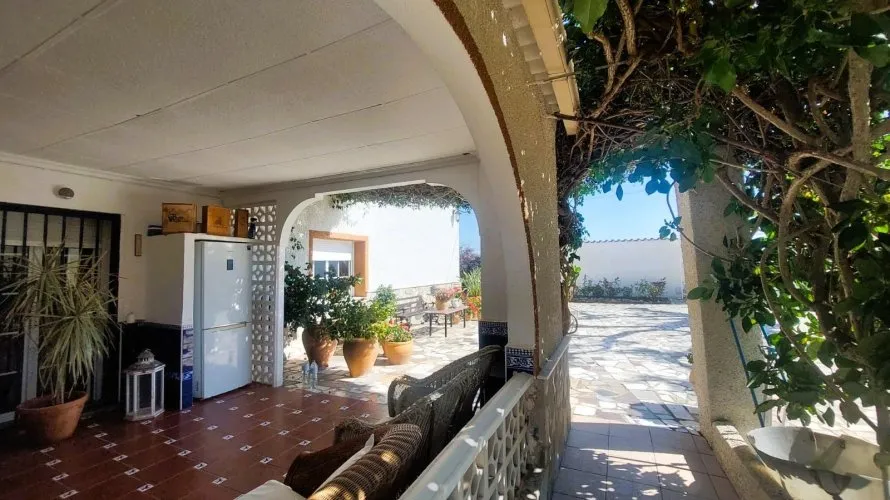 5 bedrooms house for sale, La Marina, Spain No. 1424 № 18