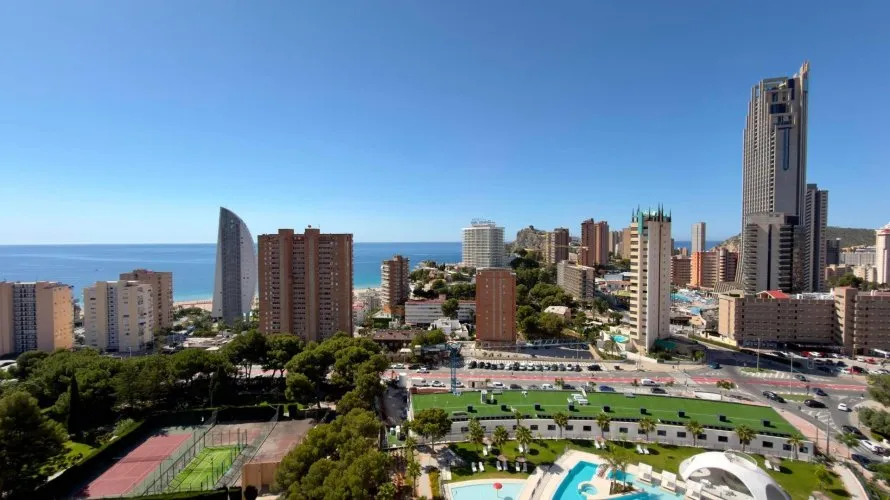 3 bedrooms apartment for sale, Benidorm, Spain No. 1379 № 10