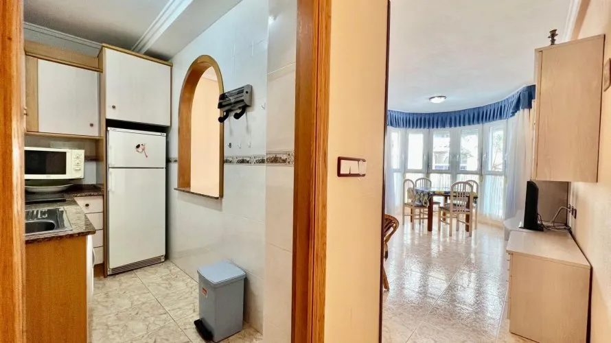 2 bedrooms apartment for sale, Torrevieja, Spain No. 1586 № 3