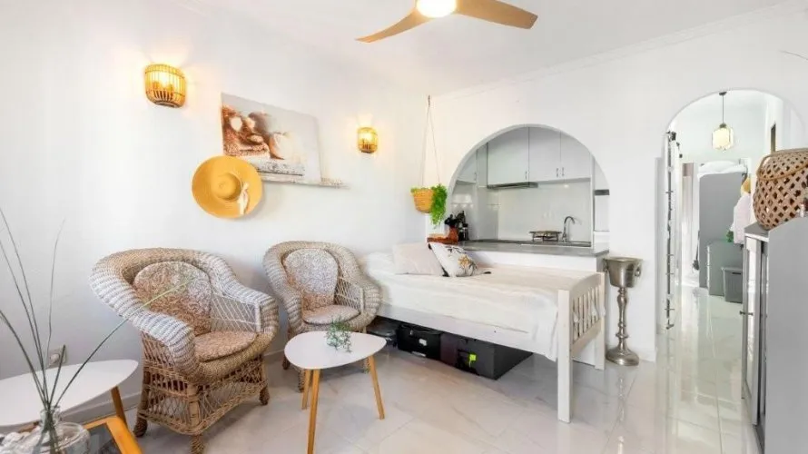 1 bedroom bungalow for sale, Torrevieja, Spain No. 1590 № 12