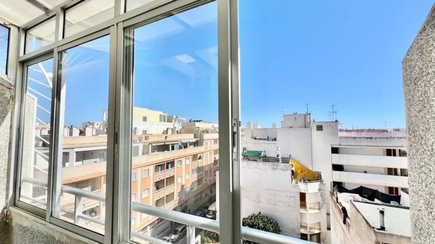1 bedroom penthouse for sale, Torrevieja, Spain No. 1574 № 14
