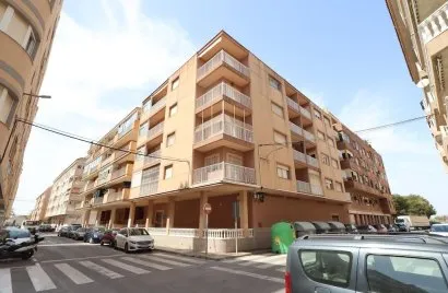 3 bedrooms apartment for sale, Torrevieja, Spain No. 1585