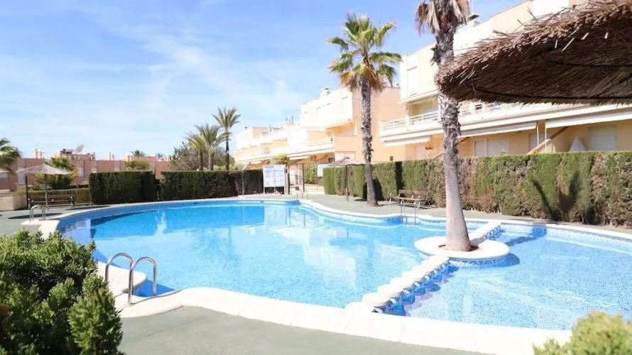 3 bedrooms house for sale, Cabo Roig, Spain No. 1494 № 2