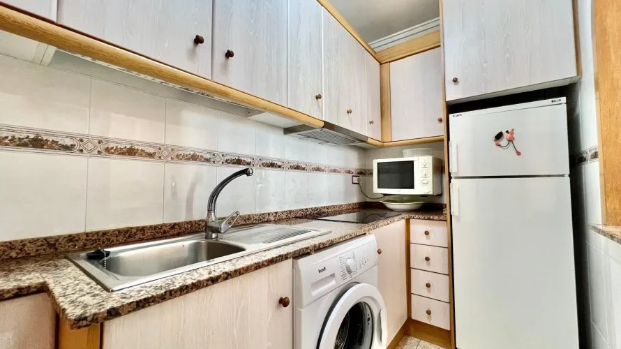 2 bedrooms apartment for sale, Torrevieja, Spain No. 1586