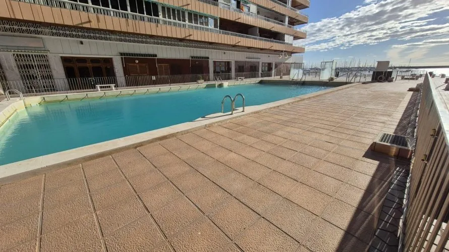 2 bedrooms apartment for sale, Torrevieja, Spain No. 1487