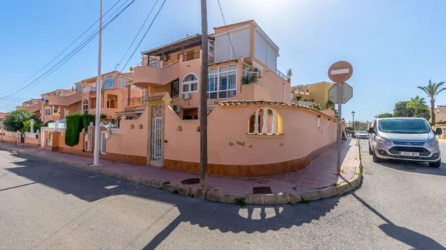 1 bedroom bungalow for sale, Torrevieja, Spain No. 1590 № 18