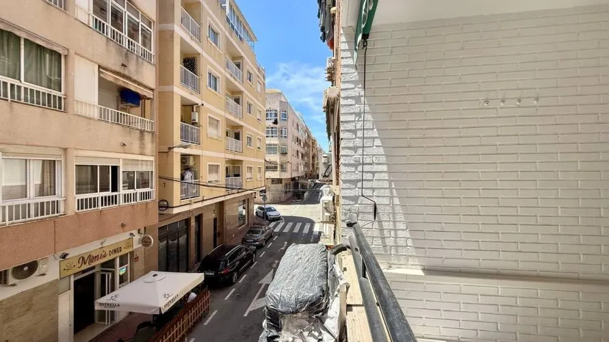 2 bedrooms apartment for sale, Torrevieja, Spain No. 1589 № 10