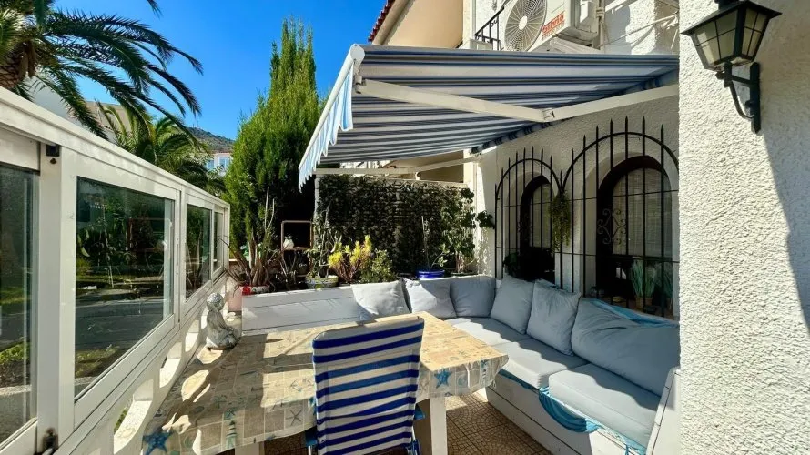 3 bedrooms bungalow for sale, L'Alfàs del Pi, Spain No. 1525 № 10