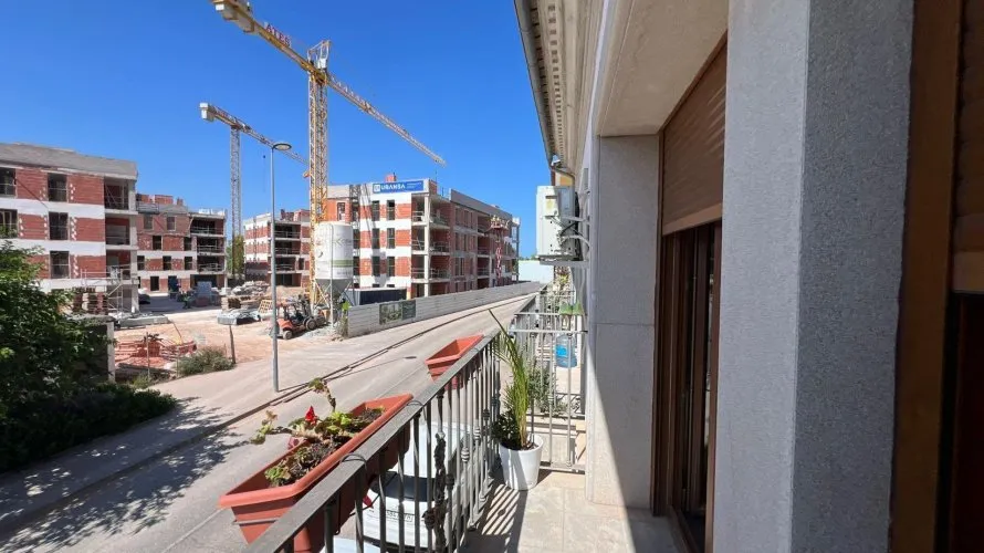 3 bedrooms house for sale, El Puig de Santa Maria, Spain No. 1623 № 7