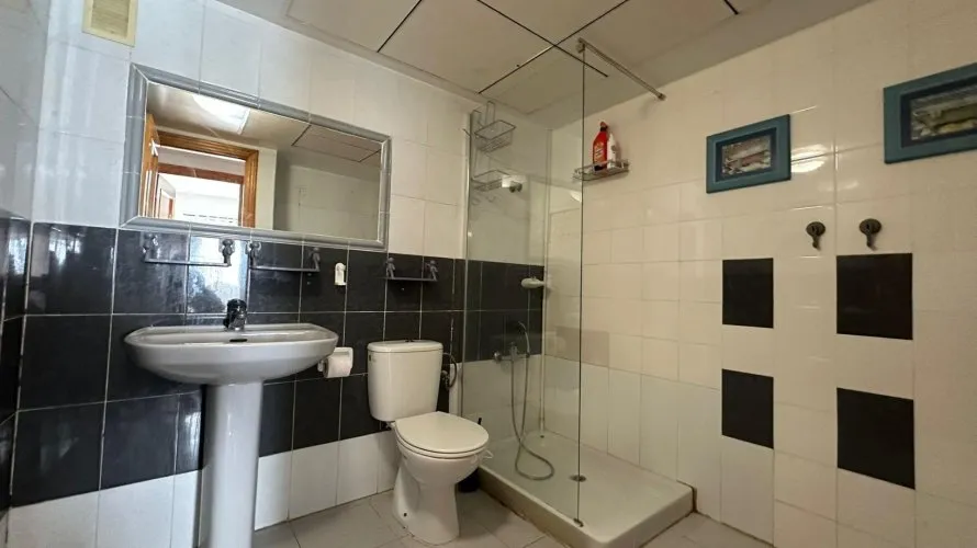 3 bedrooms apartment for sale, Torrevieja, Spain No. 1573 № 1