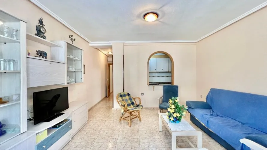 2 bedrooms apartment for sale, Torrevieja, Spain No. 1586 № 9