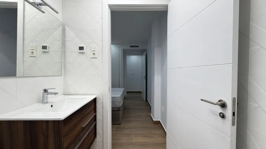 2 bedrooms apartment for sale, Torrevieja, Spain No. 1533 № 14