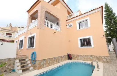 3 bedrooms apartment for sale, Campoamor, Spain No. 1478
