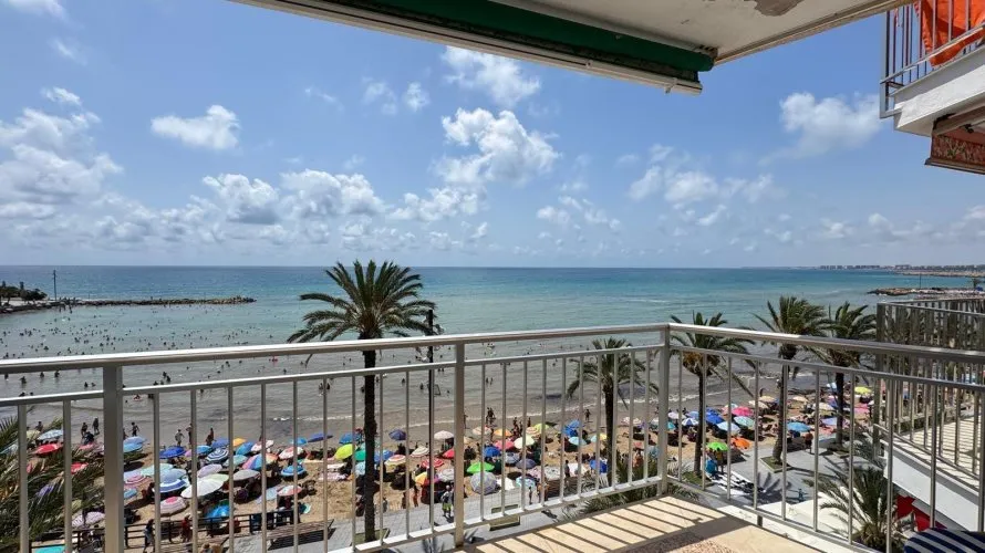 3 bedrooms apartment for sale, Torrevieja, Spain No. 1449 № 15