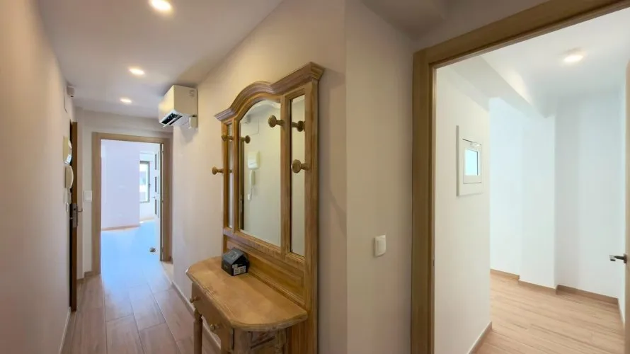 2 bedrooms apartment for sale, Villajoyosa, Spain No. 1691 № 1