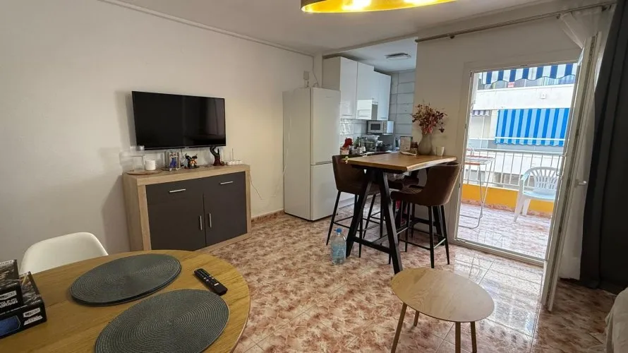 1 bedroom apartment for sale, Torrevieja, Spain No. 1686 № 2